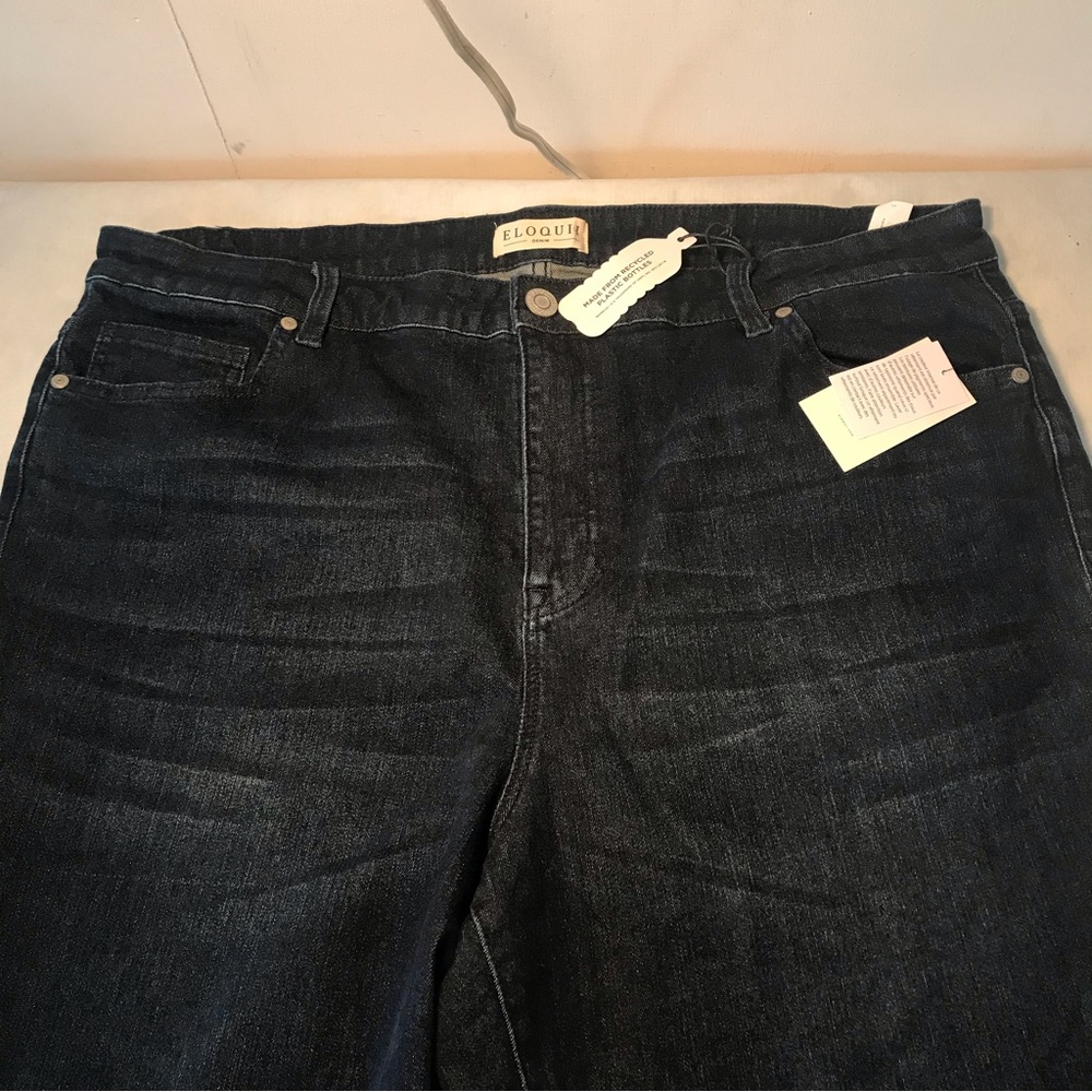 ELOQUII Denim Size Womens 22 FLARES Waist-22” Inseam-32” Hips-23” Length-45”NWT